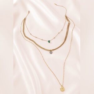 Stella & Dot Layered Heirloom Necklace Gold Tone, EUC